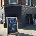 Nine-t-teen Bed And Boutique Amsterdam
