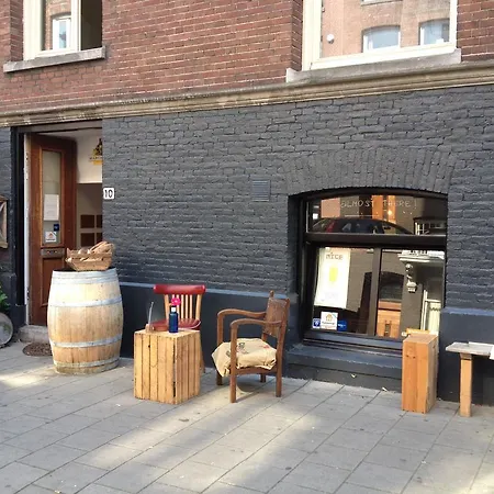 Bed & Breakfast Nine-t-teen Bed And Boutique Amsterdam