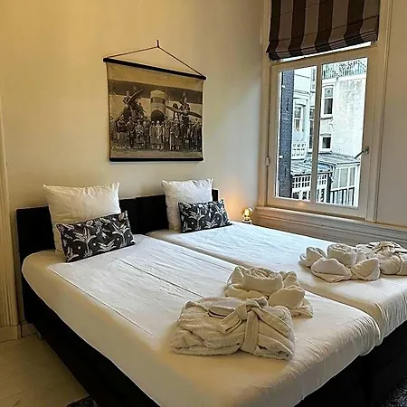 Maison d'hôtes Nine-t-teen Bed&boutique 4*