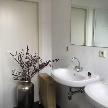 Nine-t-teen Bed And Boutique 3* Amsterdam