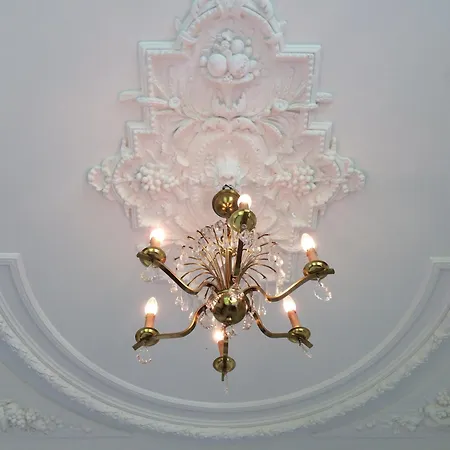 Nine-t-teen Bed And Boutique Casa de hóspedes