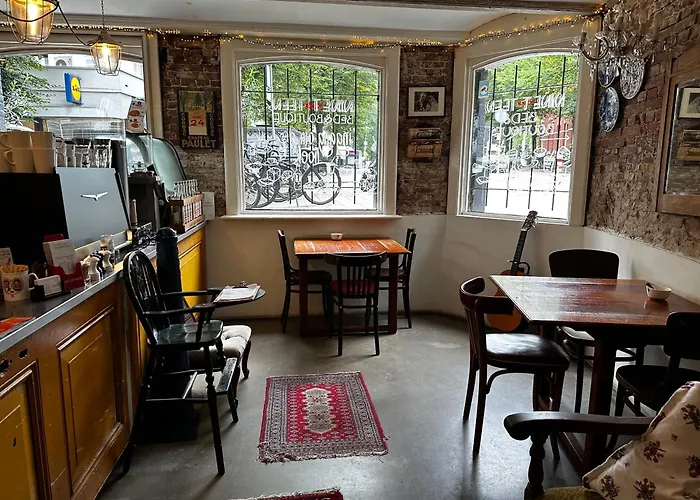 Casa de hóspedes Nine-t-teen Bed And Boutique Amesterdão