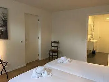 Casa de hóspedes Nine-t-teen Bed And Boutique