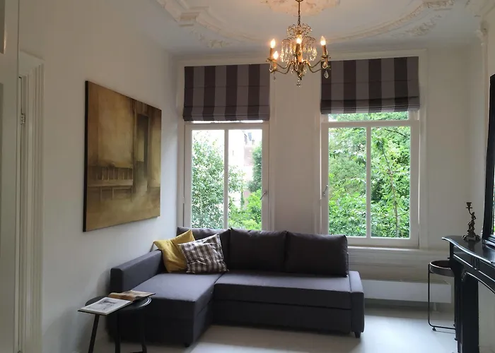 Nine-t-teen Bed And Boutique Amesterdão