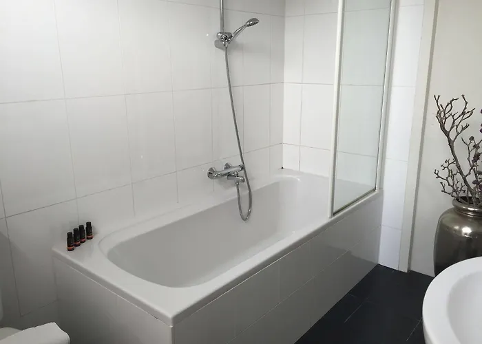 Nine-t-teen Bed And Boutique Amesterdão