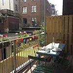 Nine-t-teen Bed And Boutique 4*
