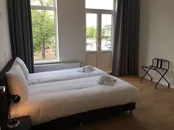Nine-t-teen Bed And Boutique Konukevi Amsterdam