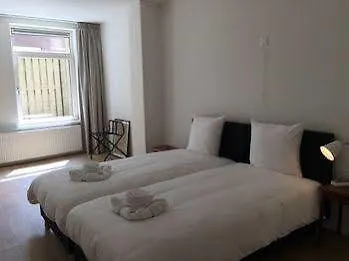 Nine-t-teen Bed And Boutique Konukevi 4*