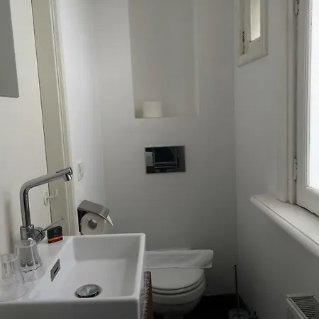 Pensjonat Nine-t-teen Bed And Boutique Amsterdam